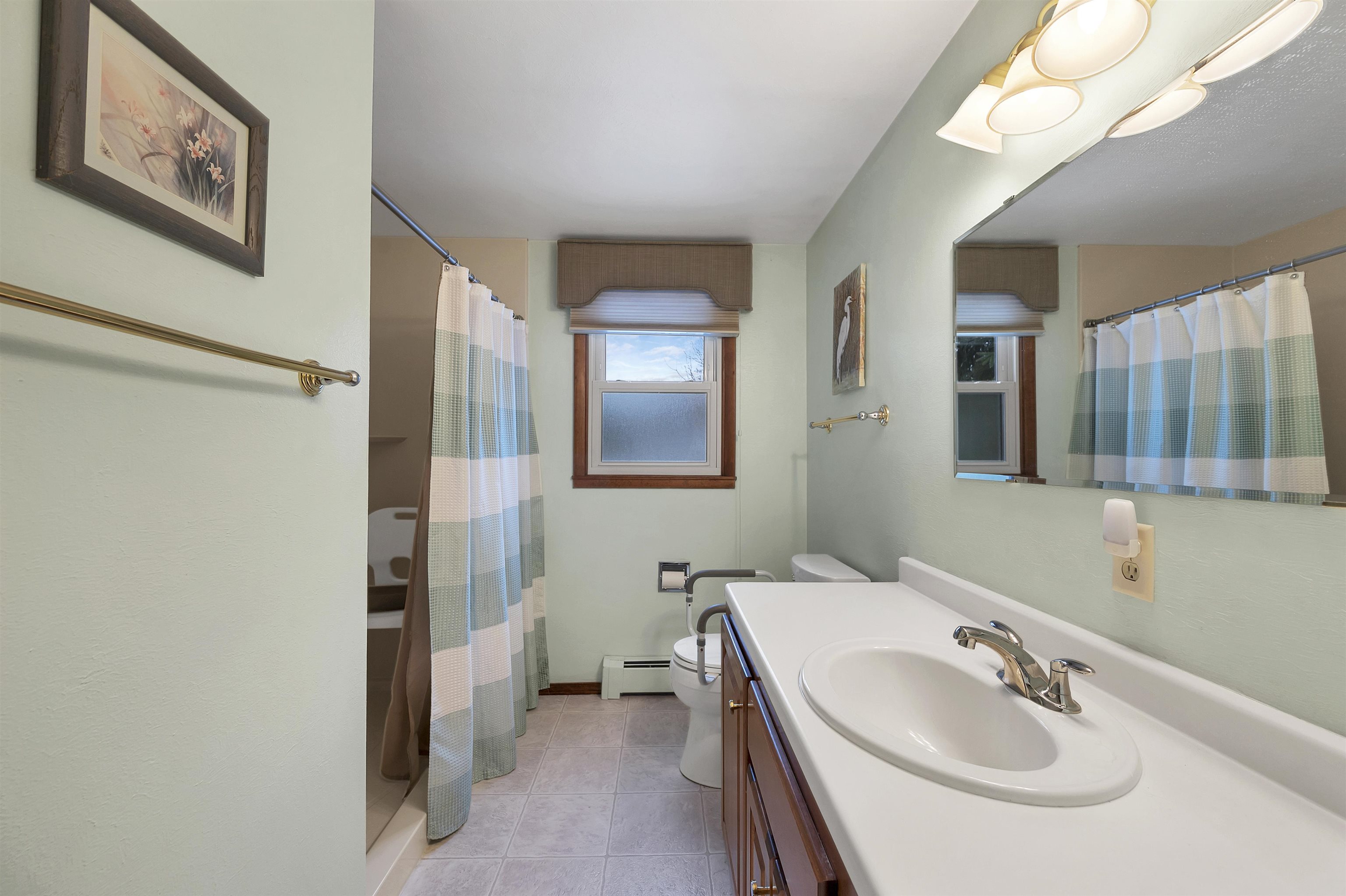 1281 Valleyview Road Green Bay, WI 54304 - Photo 26 of 51