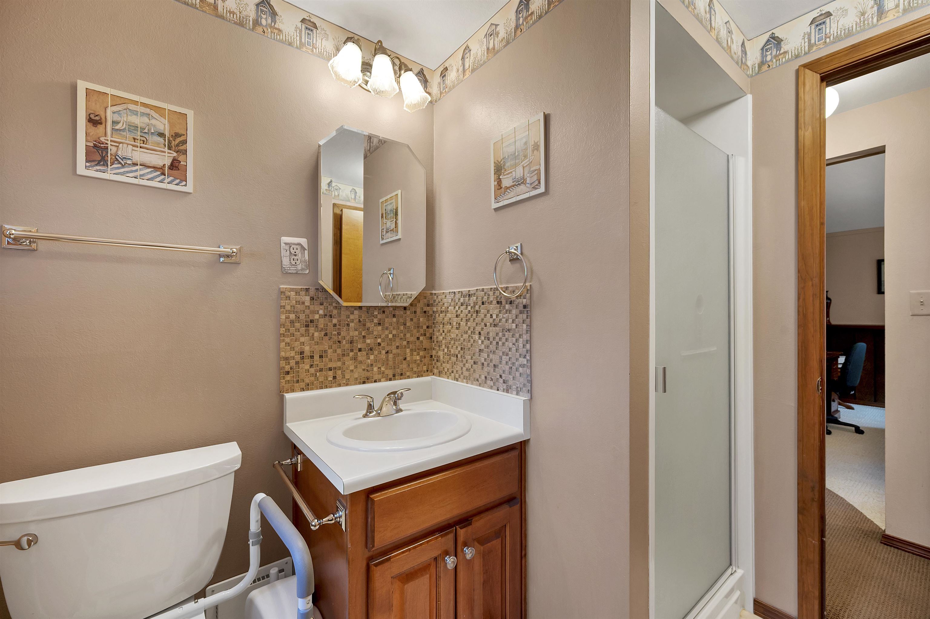 1281 Valleyview Road Green Bay, WI 54304 - Photo 35 of 51