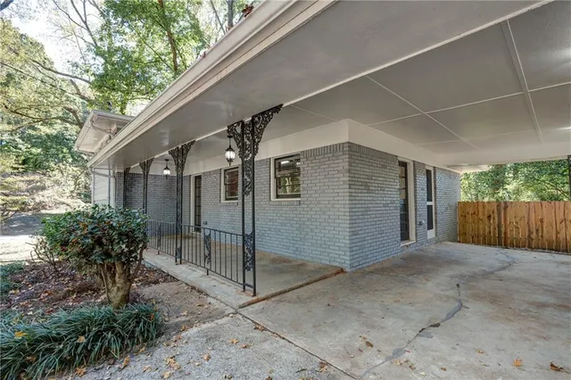 $2,200 | 3823 Kingswood Drive, Decatur, GA 30032