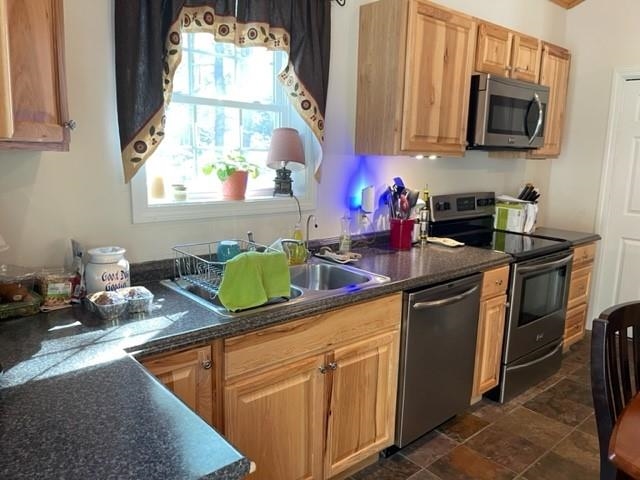 25 Bern Drive Madison, NH 03849 - Photo 6 of 40