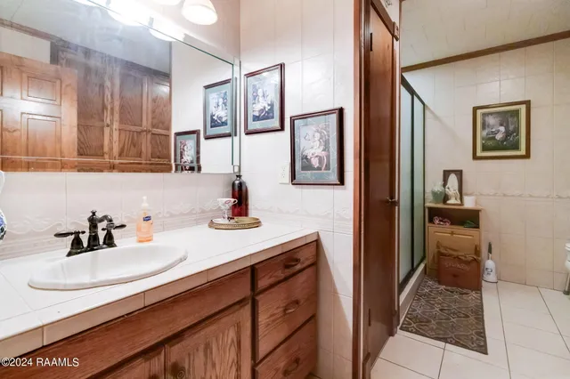 $200,000 | 935 Pearl Street, Rayne, LA 70578