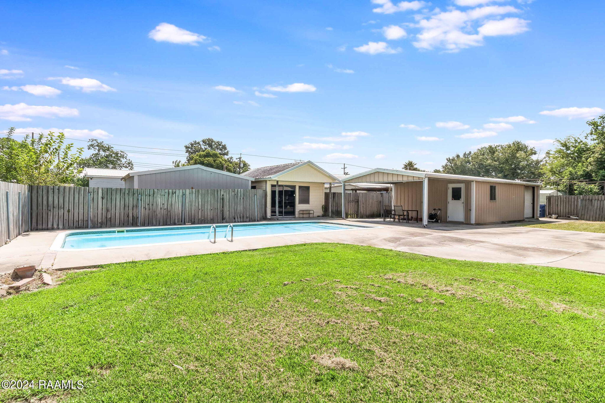 935 Pearl Street Rayne, LA 70578 - Photo 5 of 23 5-web-or-mls-935 Pearl St-5