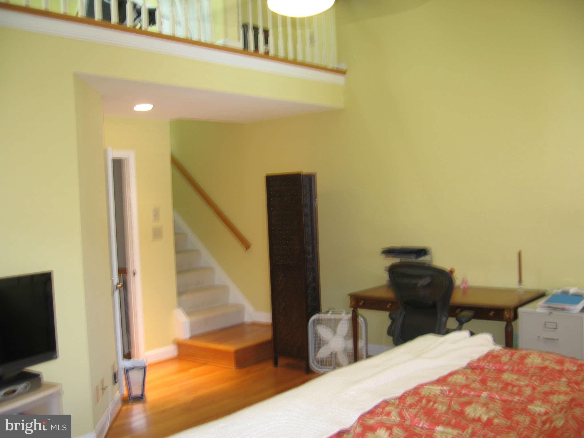 8004 Rising Ridge Road Bethesda, MD 20817 - Photo 15 of 30 Bedroom Master 2