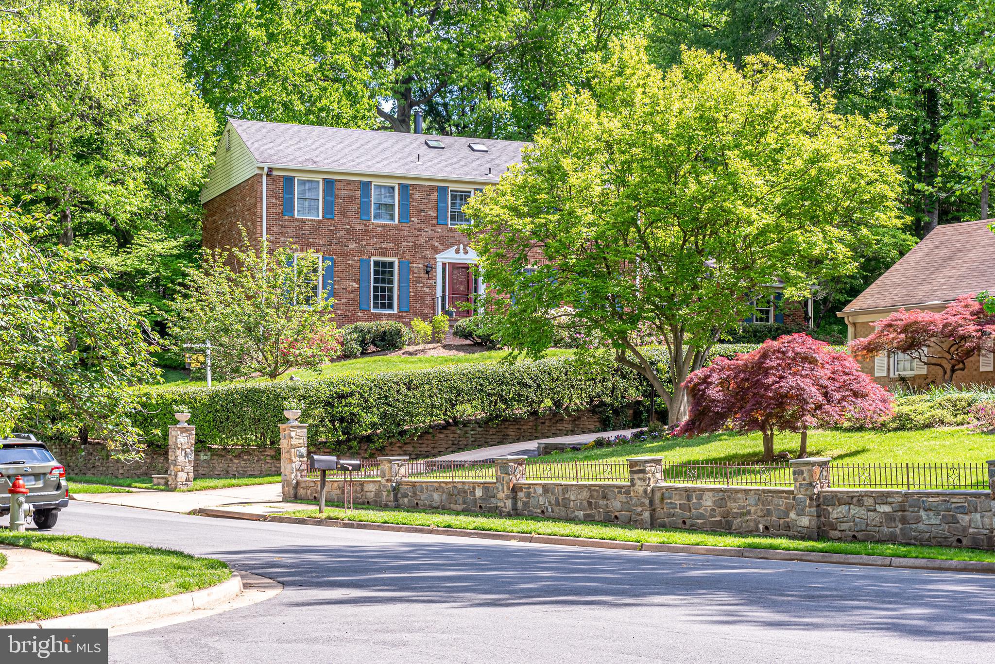 5815 Bent Twig Road McLean, VA 22101 - Photo 2 of 50 Cul de sac at end of street