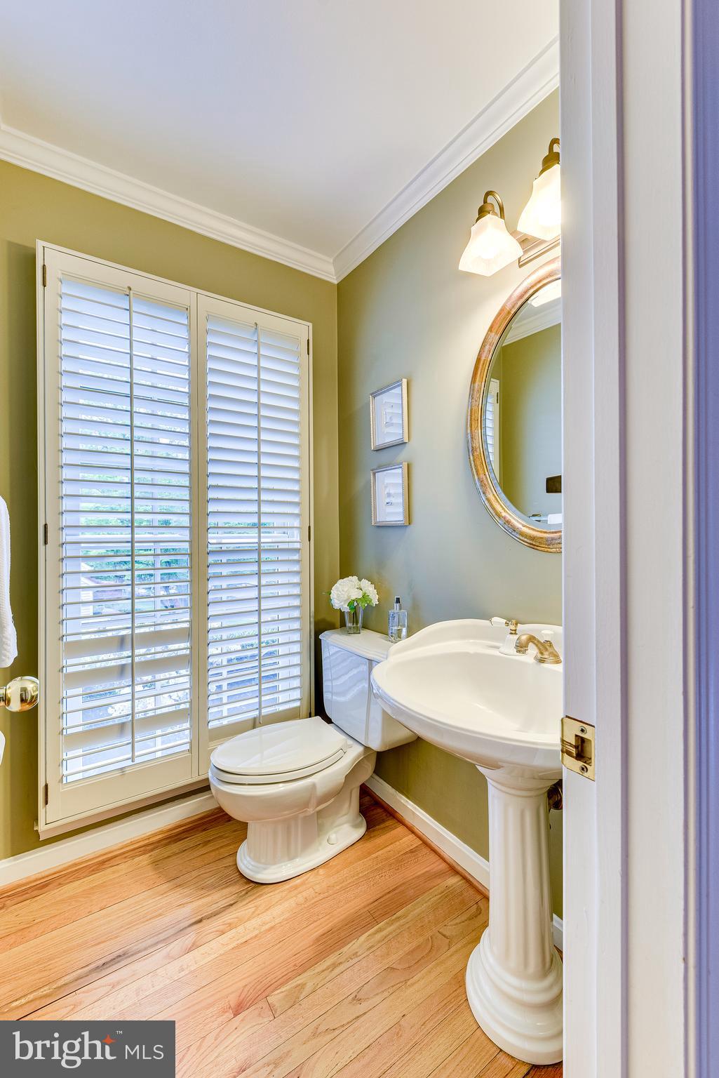 5815 Bent Twig Road McLean, VA 22101 - Photo 21 of 50 First floor powder room