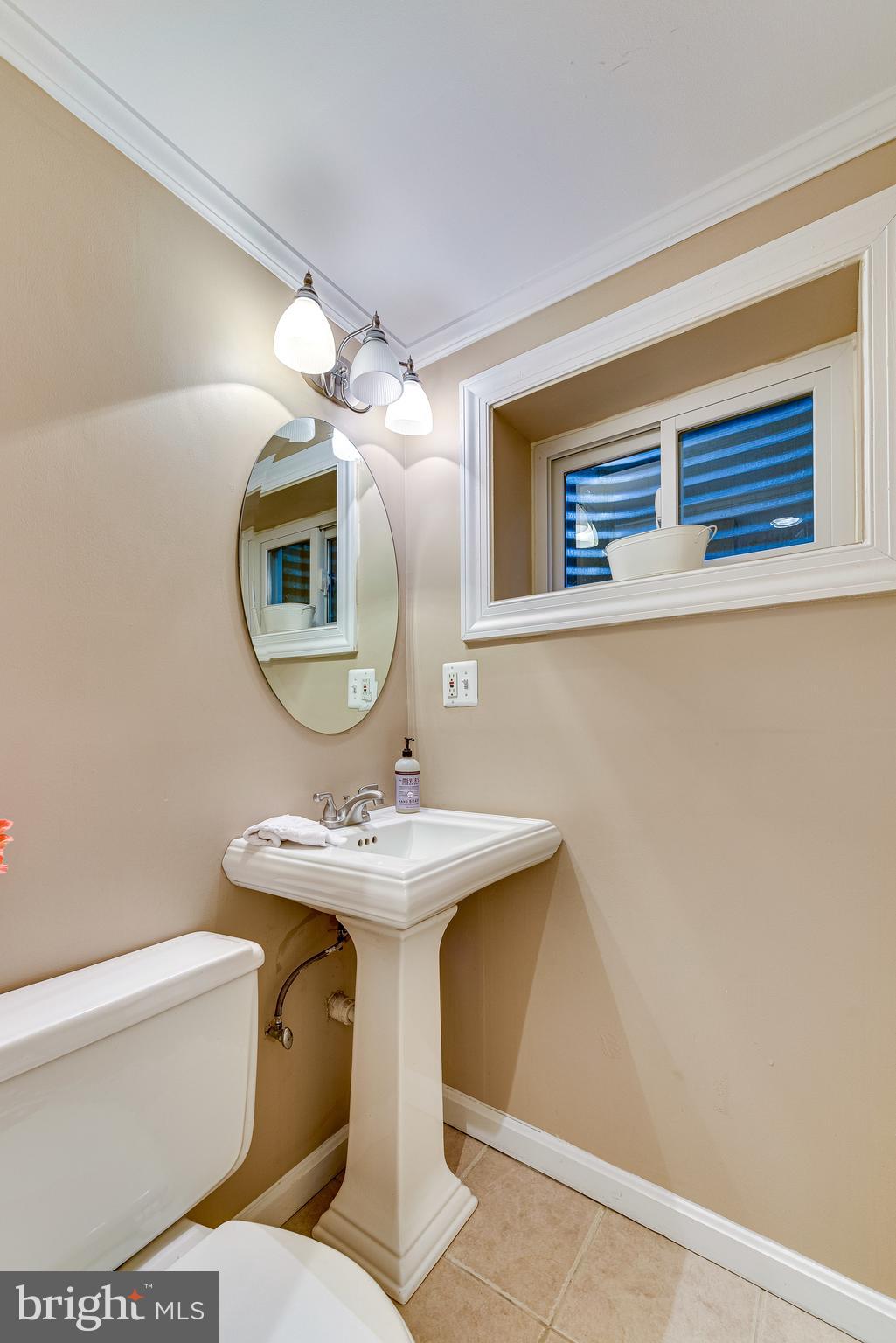 5815 Bent Twig Road McLean, VA 22101 - Photo 39 of 50 Pedestal vanity in lower level bathroom
