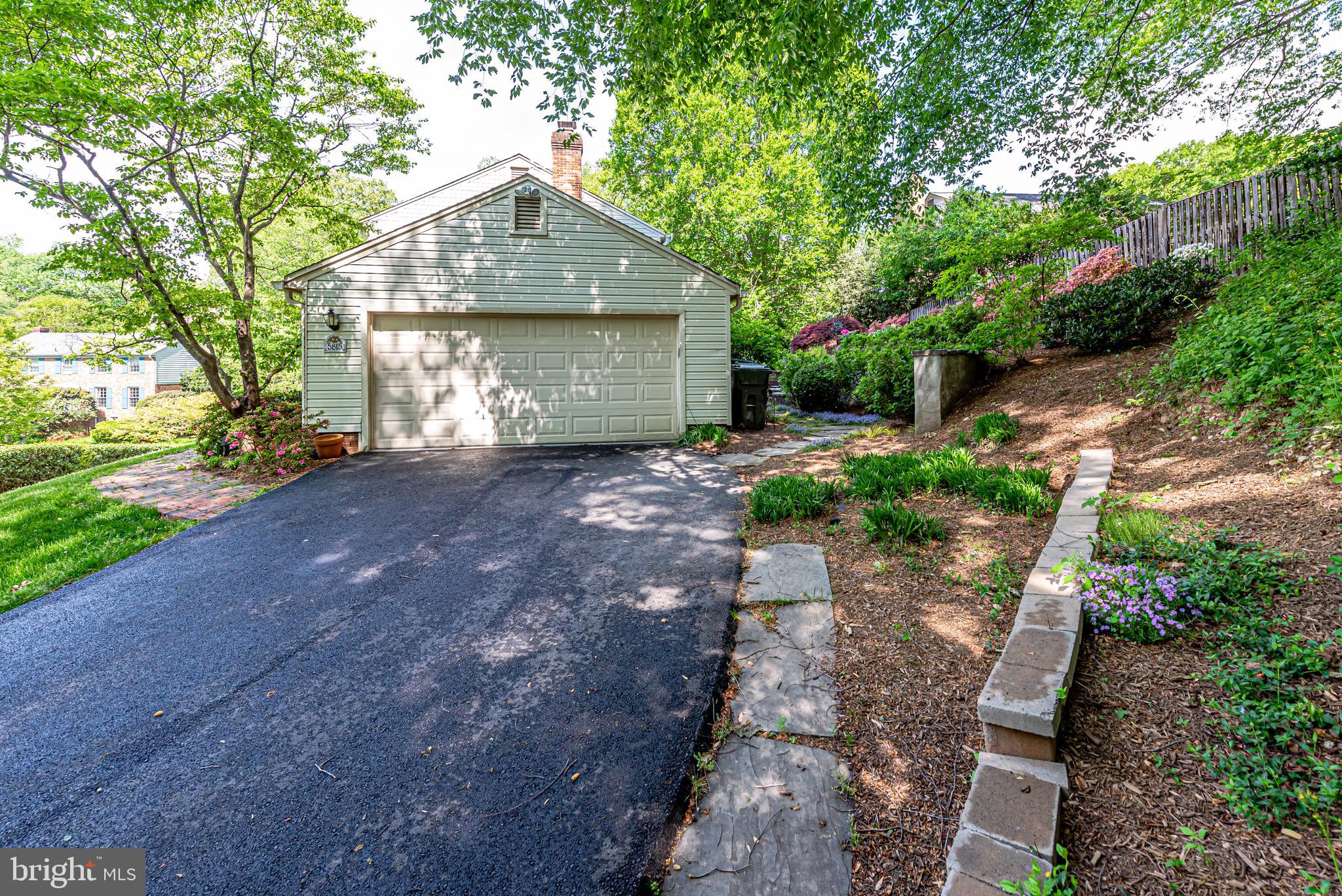 5815 Bent Twig Road McLean, VA 22101 - Photo 5 of 50 Wide driveway recently redone
