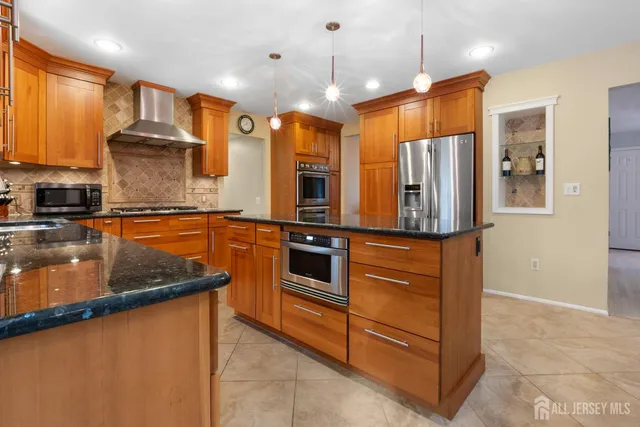 $1,050,000 | 25 Cherokee Road, East Brunswick, NJ 08816