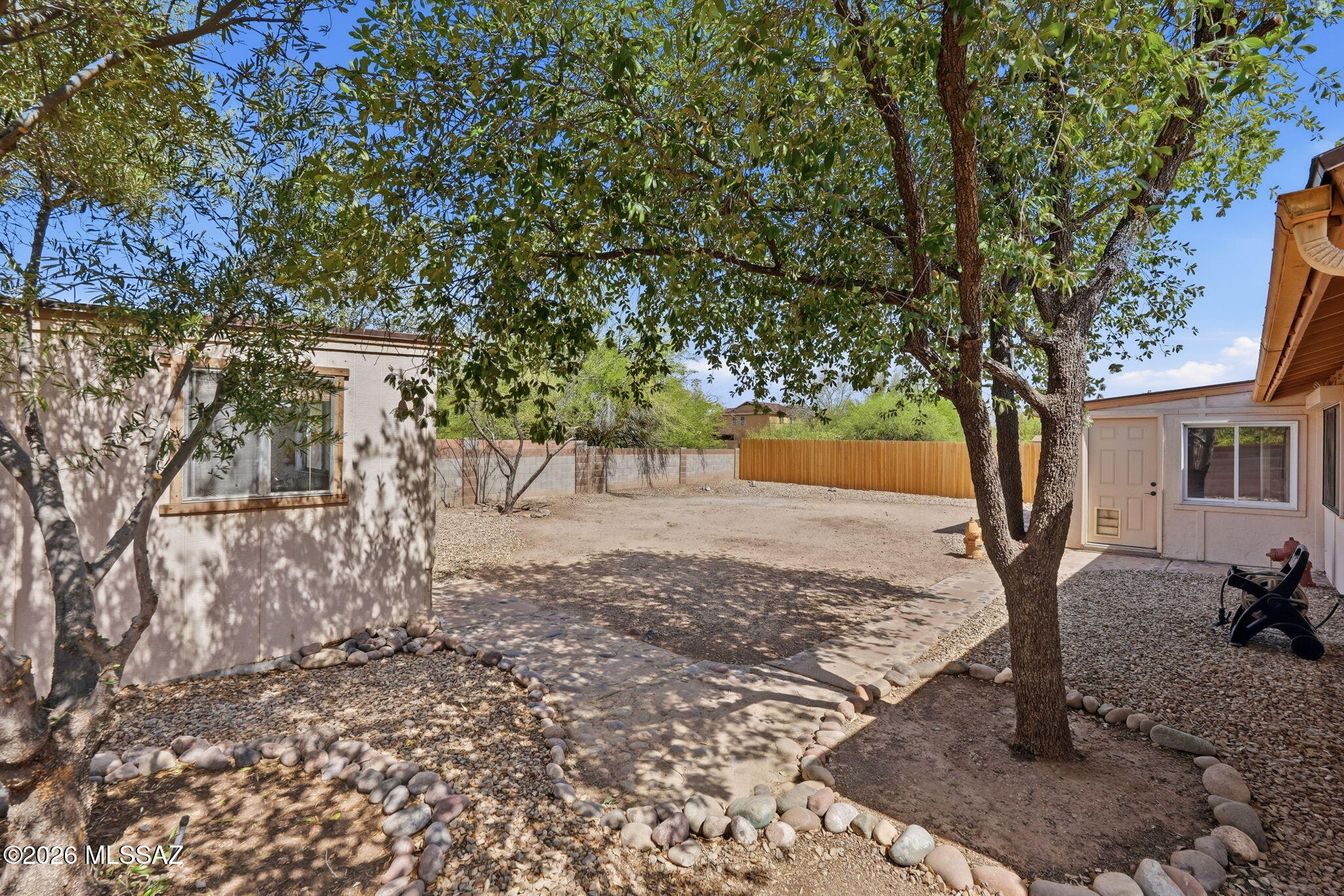 5791 North Moonbrook Road Tucson, AZ 85741 - Photo 30 of 40 Lovely Backyard to make your own.
