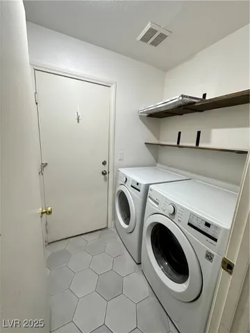 $2,000 | 3249 River Glorious Lane, Las Vegas, NV 89135