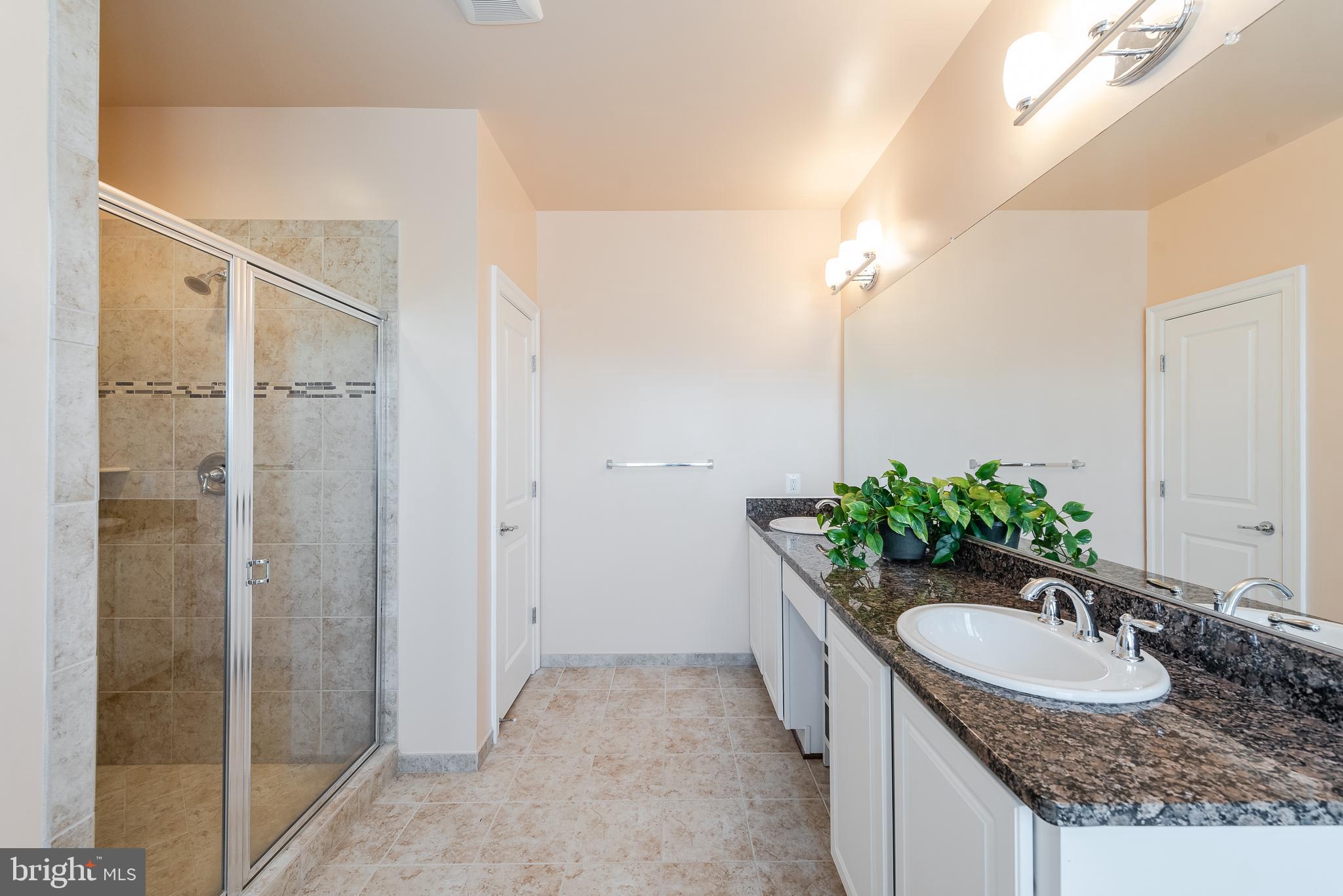 7812 Blue Ribbon Street Fulton, MD 20759 - Photo 34 of 59 Master bathroom