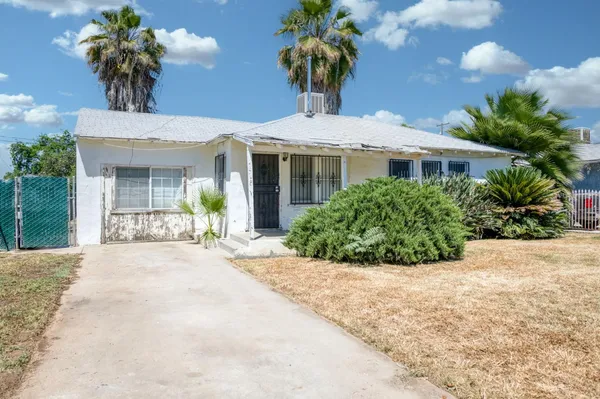 $200,000 | 2568 South Lotus Avenue, Fresno, CA 93706
