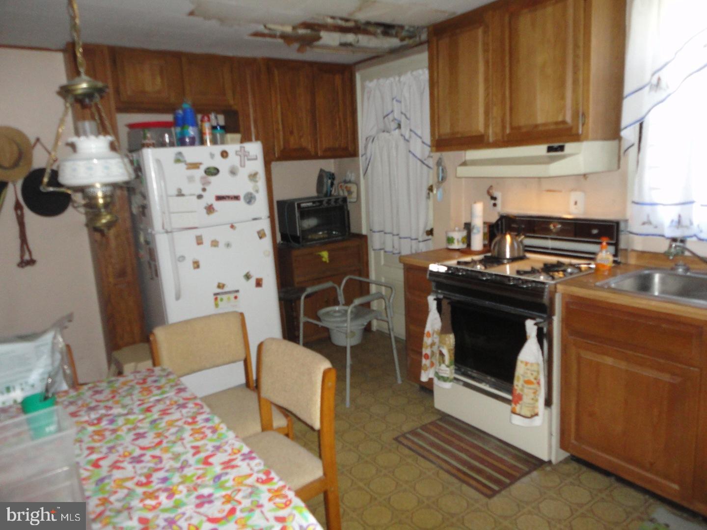 1017 Monitor Road Camden, NJ 08104 - Photo 4 of 8