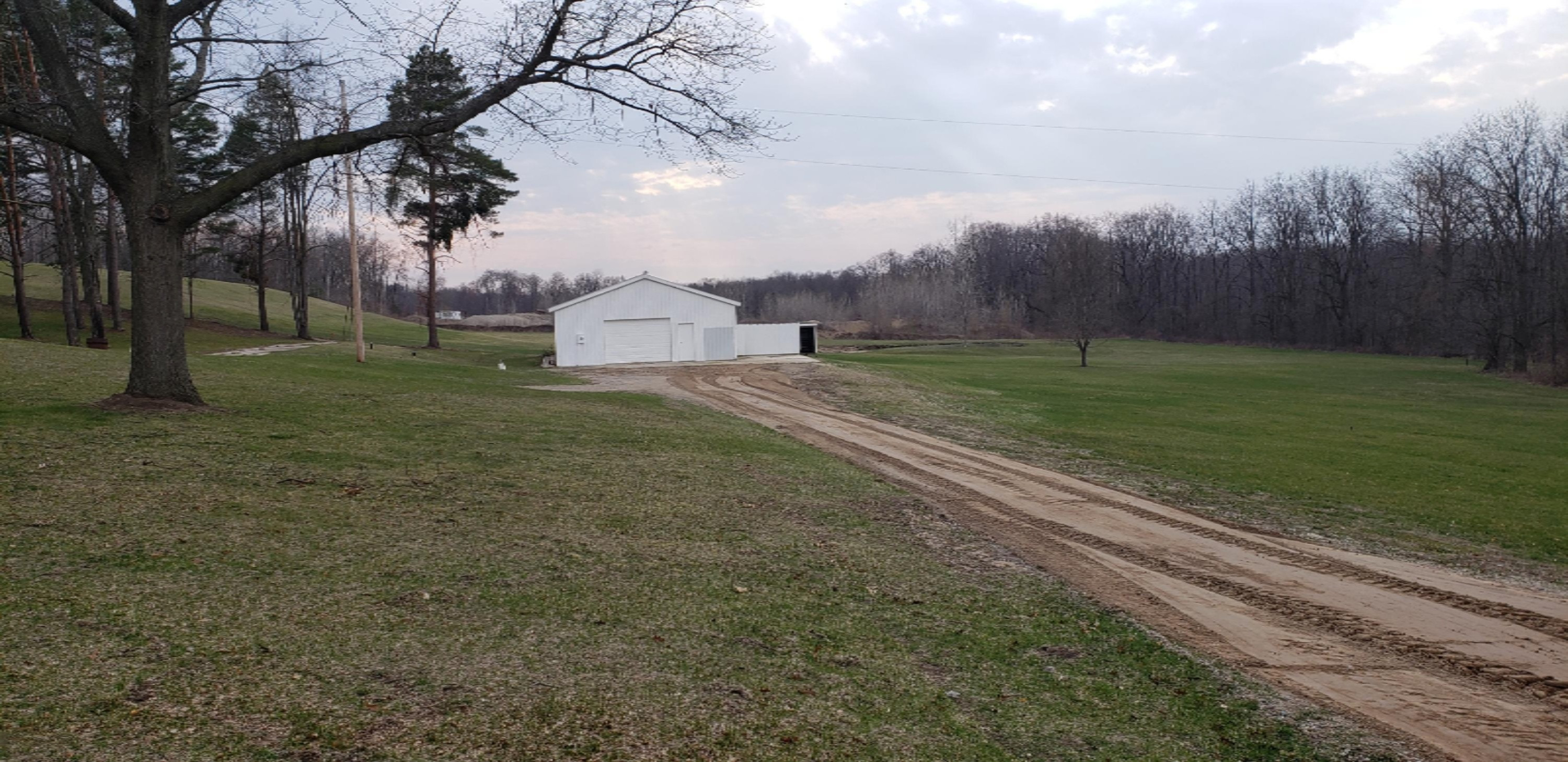 2055 Harwood Road Ionia, MI 48846 - Photo 3 of 23 20190417_182415