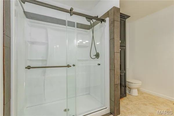 $385,000 | 3 Mark Drive, Vandalia, IL 62471