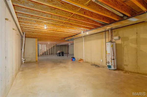 $385,000 | 3 Mark Drive, Vandalia, IL 62471
