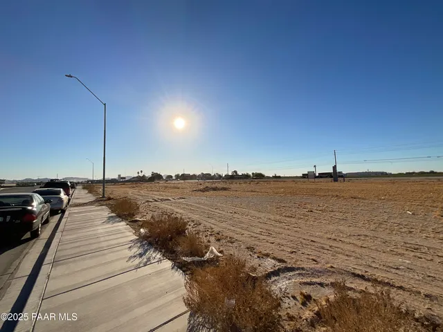 $1,050,020 | 0 Olde 80 Business Park, Yuma, AZ 85365