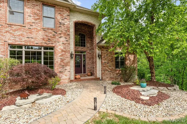 $1,200,000 | 4516 Levis Lane, Godfrey, IL 62035