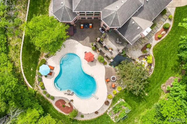 $1,200,000 | 4516 Levis Lane, Godfrey, IL 62035