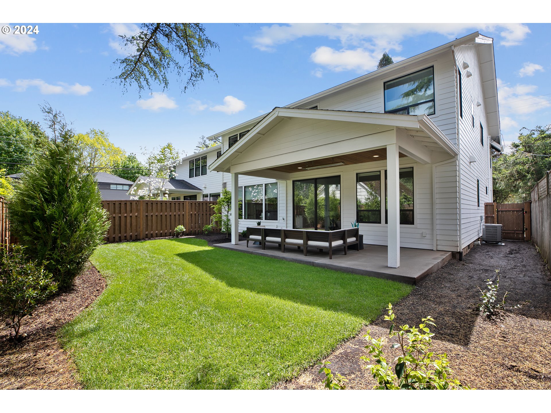 5527 Southwest Childs Road Lake Oswego, OR 97035 - Photo 41 of 43 Gallery Image 41