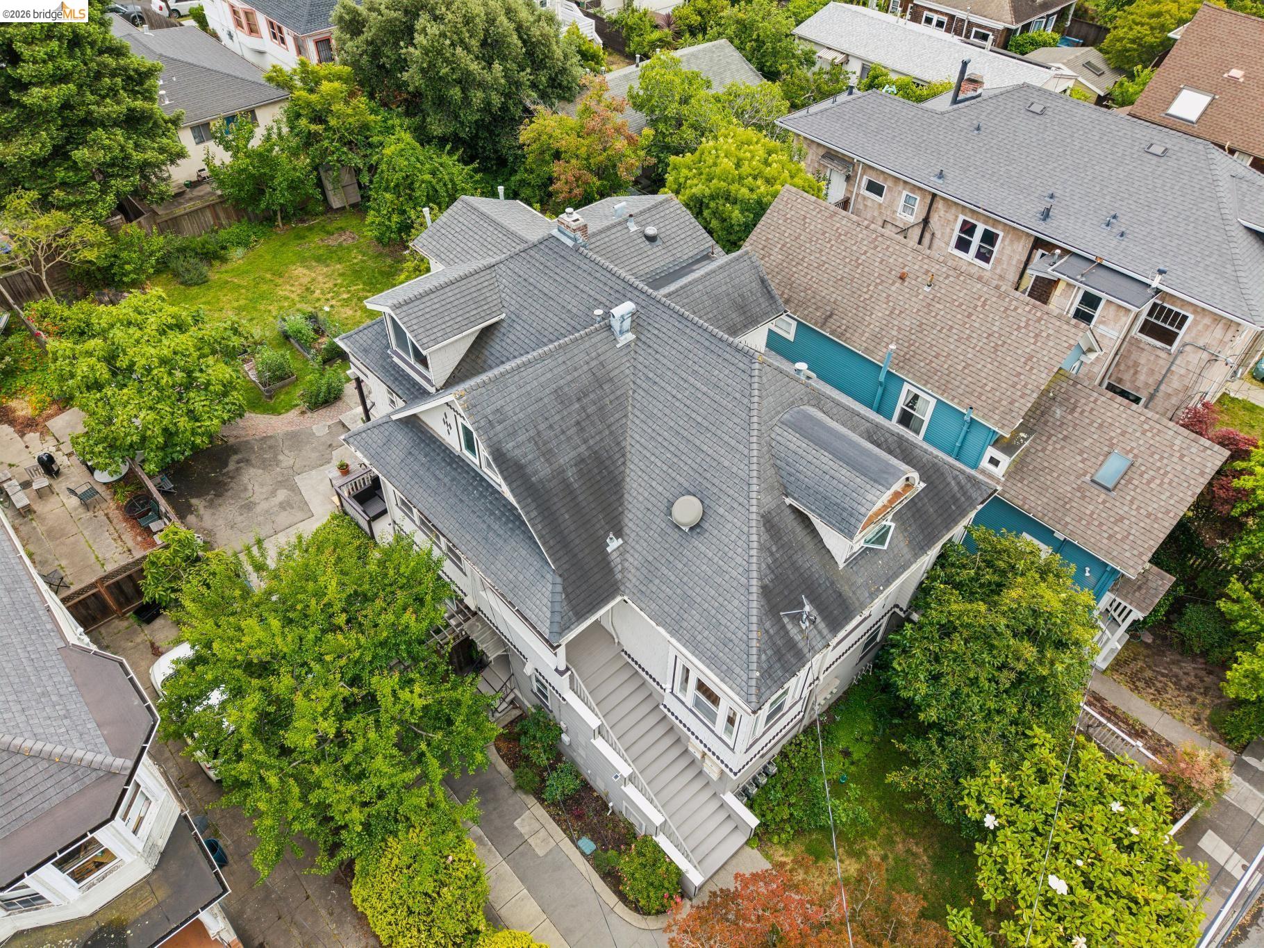 2140 Woolsey Street Berkeley, CA 94705 - Photo 38 of 40
