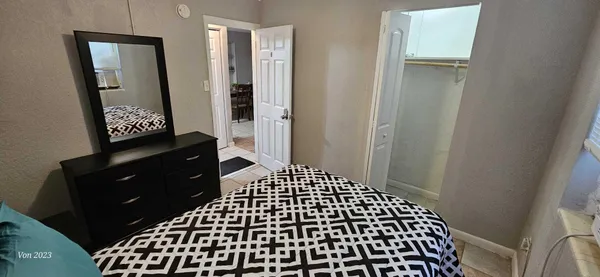 $1,000 | 1069 West 30th Street, Unit 6, Riviera Beach, FL 33404
