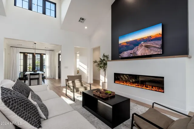 $14,000 | 4017 North 49th Place, Phoenix, AZ 85018