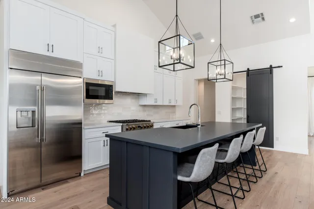 $14,000 | 4017 North 49th Place, Phoenix, AZ 85018