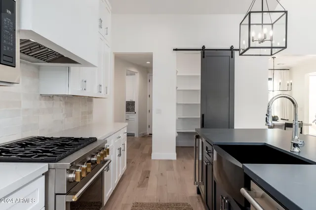 $14,000 | 4017 North 49th Place, Phoenix, AZ 85018