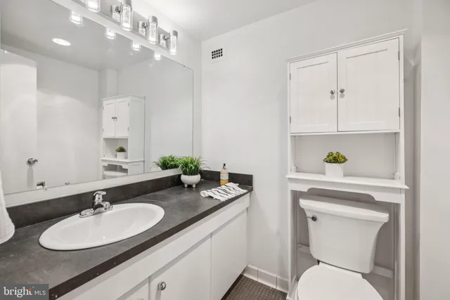 $299,500 | 5500 Friendship Boulevard, Unit 2019N, Chevy Chase, MD 20815