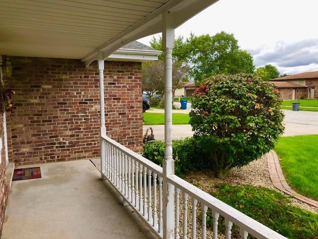 2560 Fossil Stone Road Dyer, IN 46311 - Photo 16 of 18 640x480