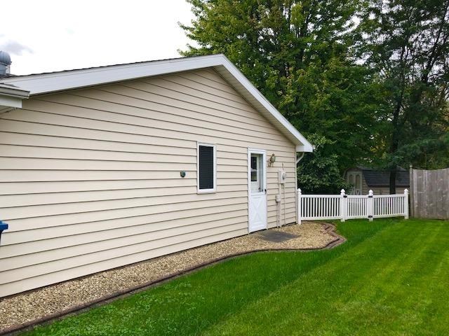 2560 Fossil Stone Road Dyer, IN 46311 - Photo 17 of 18 640x480