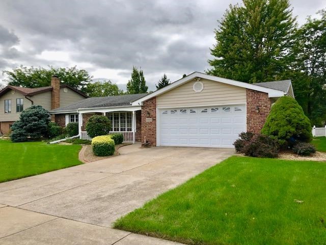 2560 Fossil Stone Road Dyer, IN 46311 - Photo 2 of 18 640x480