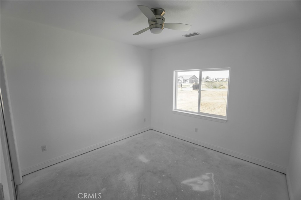 14416 Ricaree Road Apple Valley, CA 92307 - Photo 22 of 32