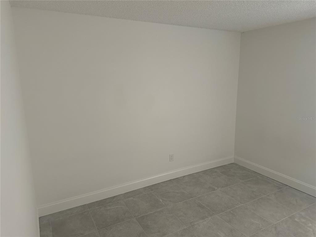 5405 Southeast 28th Lane Ocala, FL 34480 - Photo 4 of 22