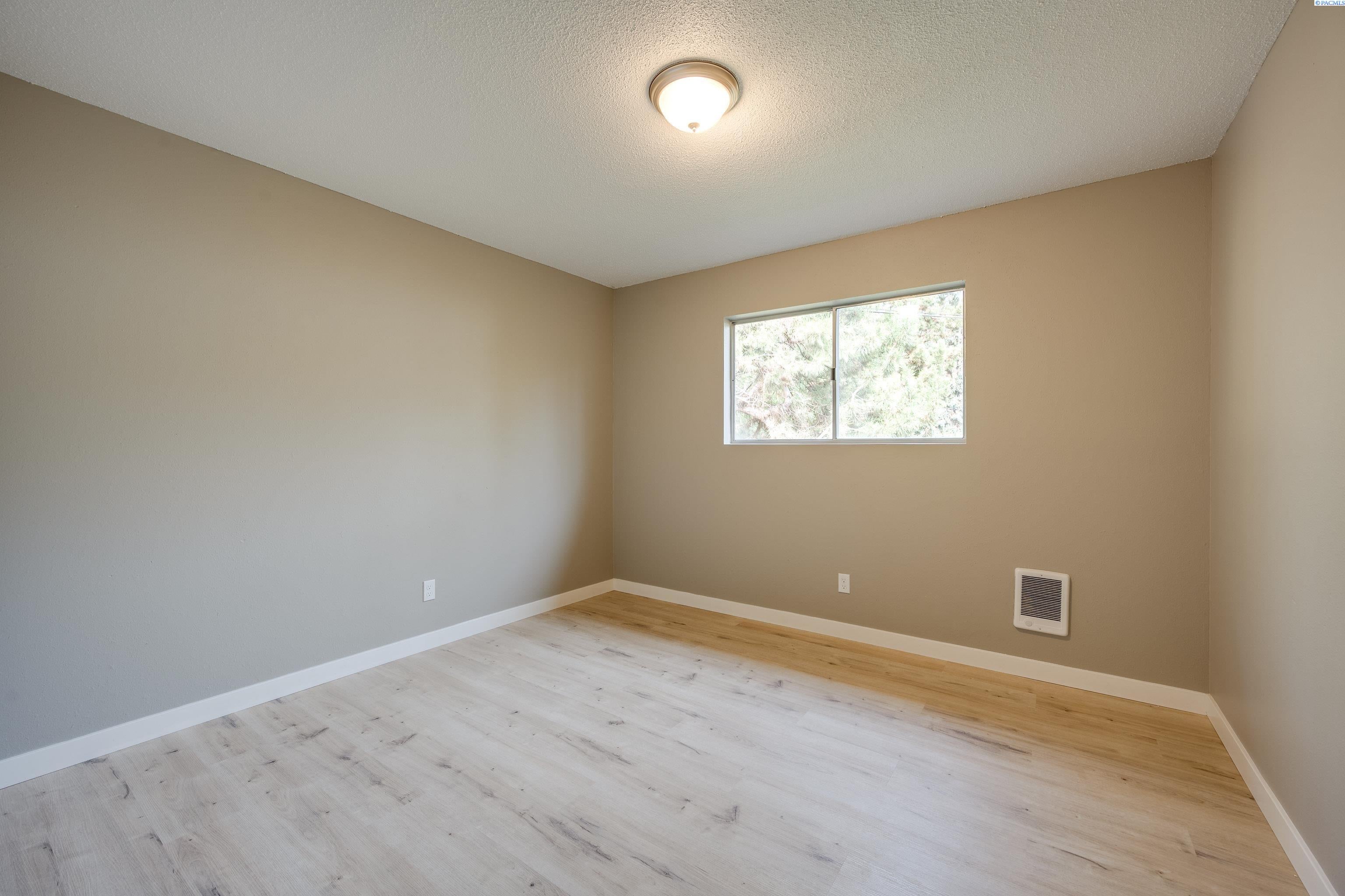 805 Southwest State Street Pullman, WA 99163 - Photo 15 of 37 Gallery Image 15