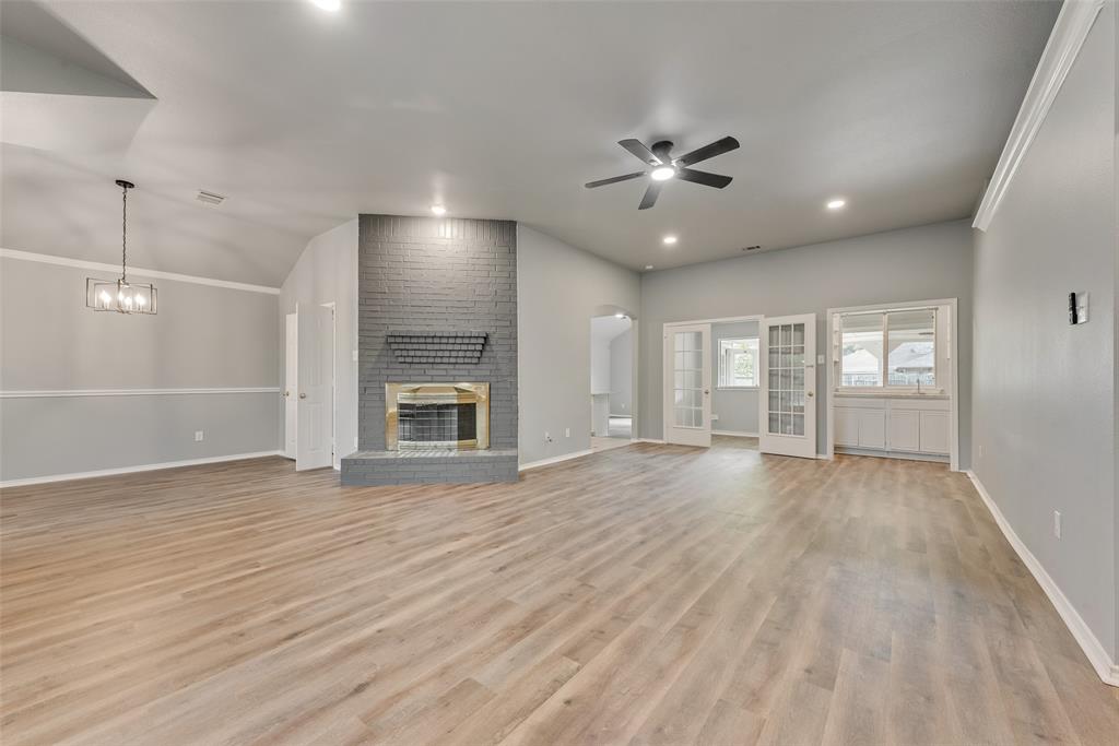 600 North Chattey Road DeSoto, TX 75115 - Photo 2 of 29