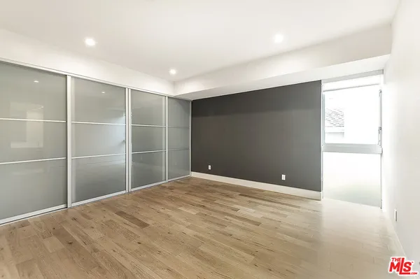 $11,500 | 16540 Moorpark Street, Encino, CA 91436