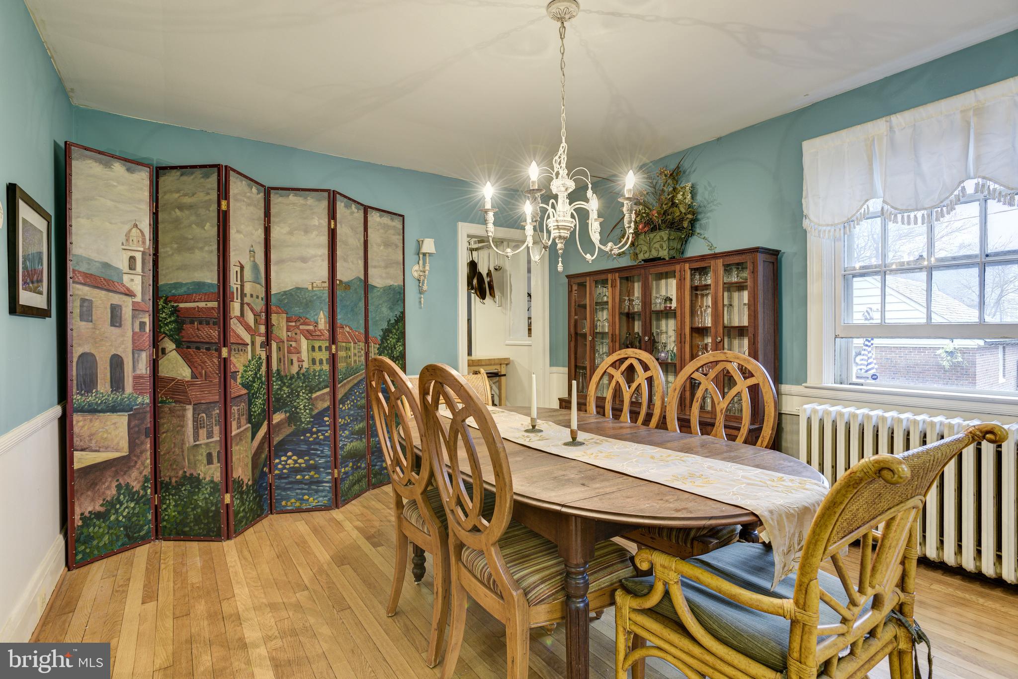 312 St Dunstans Road Baltimore, MD 21212 - Photo 14 of 54 Huge dining room