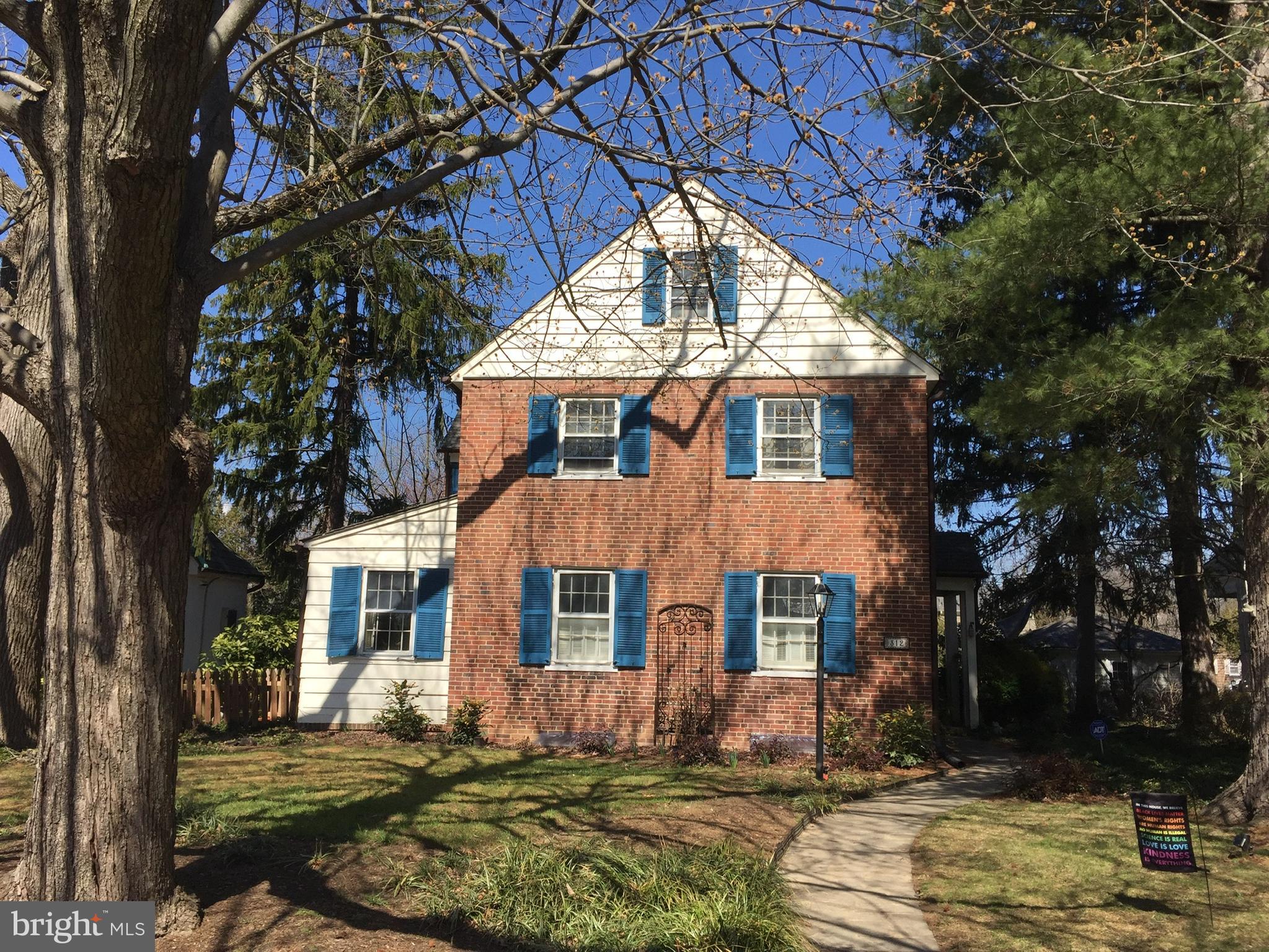 312 St Dunstans Road Baltimore, MD 21212 - Photo 3 of 54 312 Saint Dunstans in Homeland