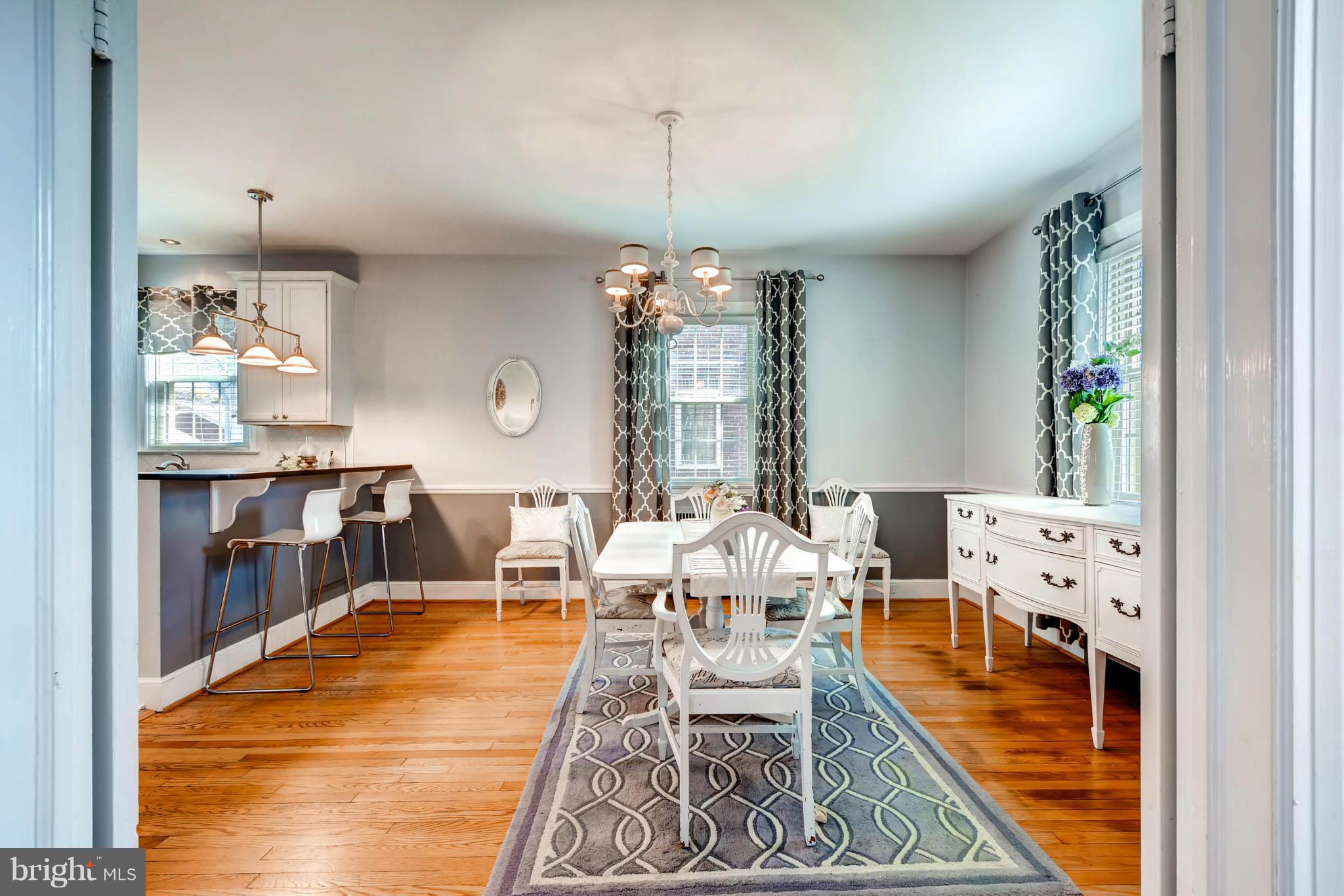 7111 York Road Baltimore, MD 21212 - Photo 7 of 30 Dining Room