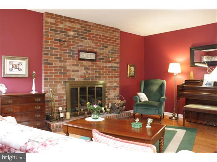 5 Ellisdale Road Allentown, NJ 08501 - Photo 2 of 10