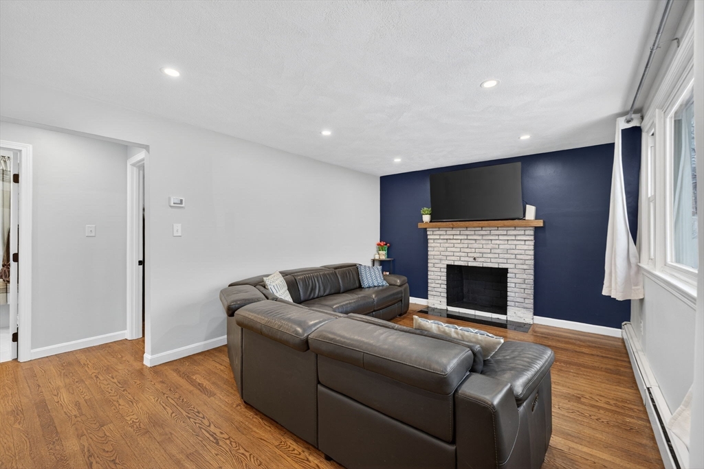 21 Woodside Road Billerica, MA 01862 - Photo 12 of 35