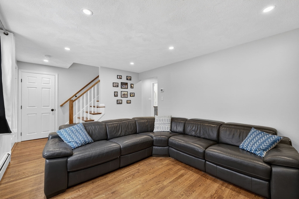 21 Woodside Road Billerica, MA 01862 - Photo 13 of 35