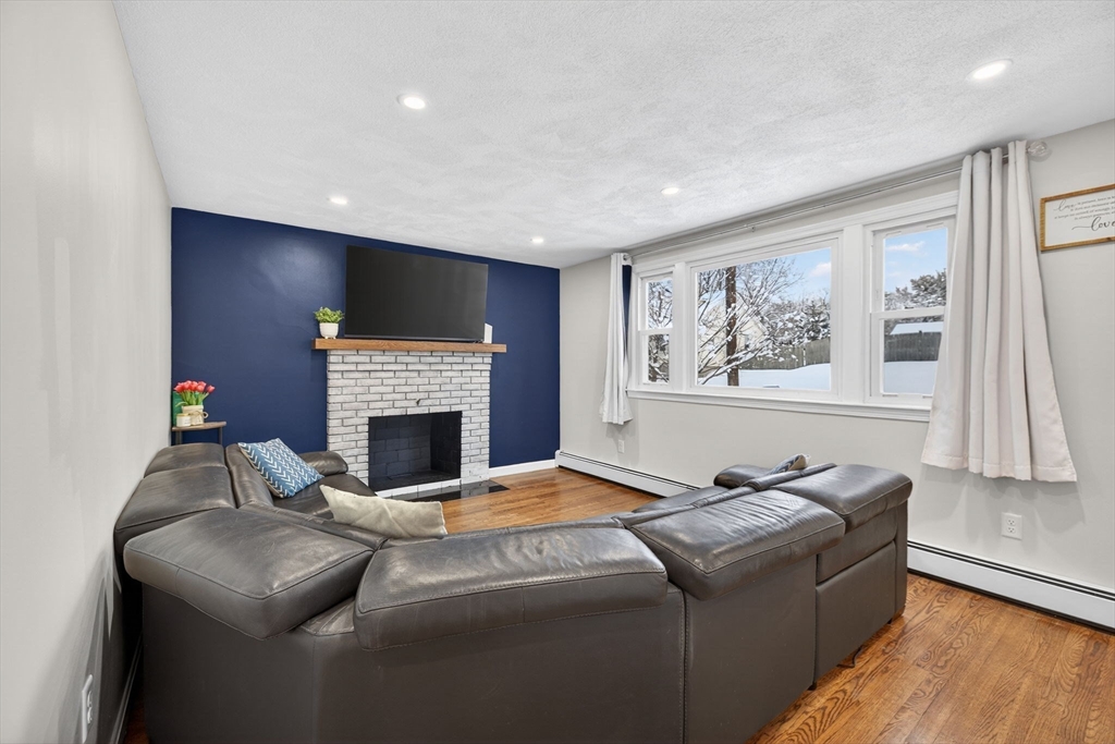 21 Woodside Road Billerica, MA 01862 - Photo 14 of 35