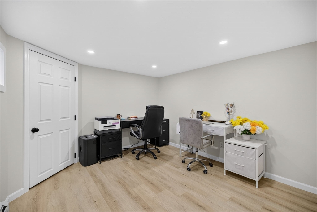 21 Woodside Road Billerica, MA 01862 - Photo 30 of 35