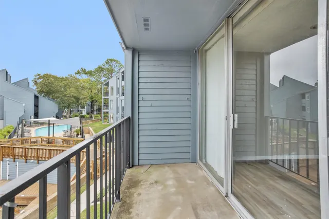 $1,075 | 12500 Melville Drive, Unit D234, Montgomery, TX 77356