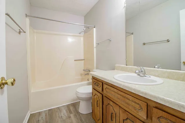 $830 | 820 Golf View Place, Unit C, Clarksville, TN 37043