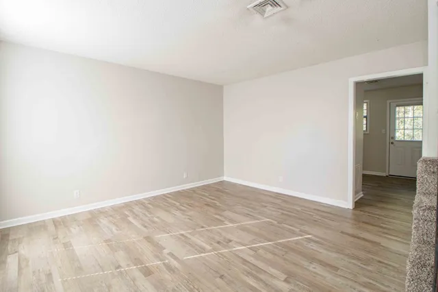 $830 | 820 Golf View Place, Unit C, Clarksville, TN 37043