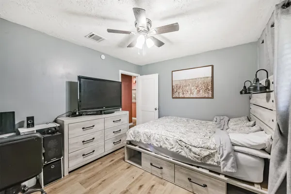 $319,900 | 2011 North Palm Court, Pasadena, TX 77502